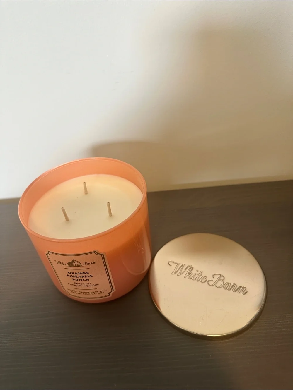 White Barn Orange Pineapple Punch 3-Wick Candle - Picture 2 of 2